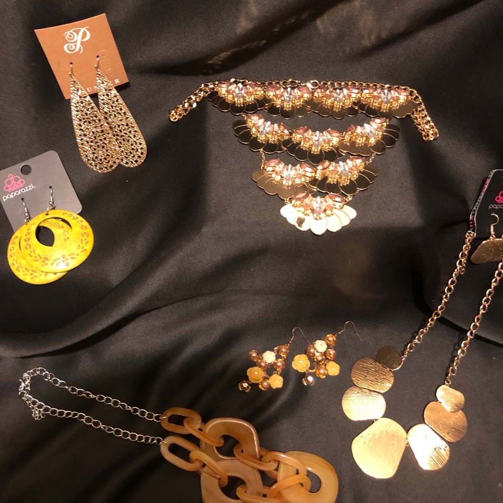 Paparazzi Jewelry Lot